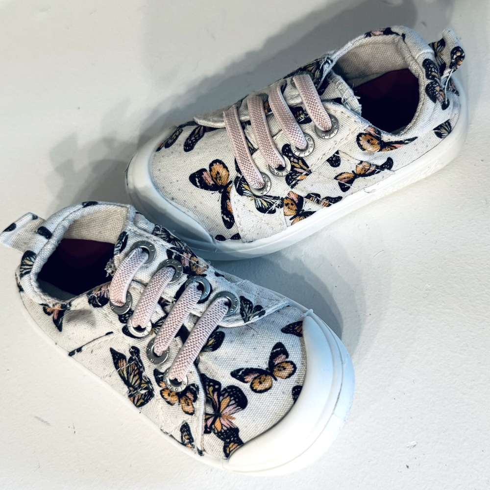 Blowfish girl toddler size 5c shoes